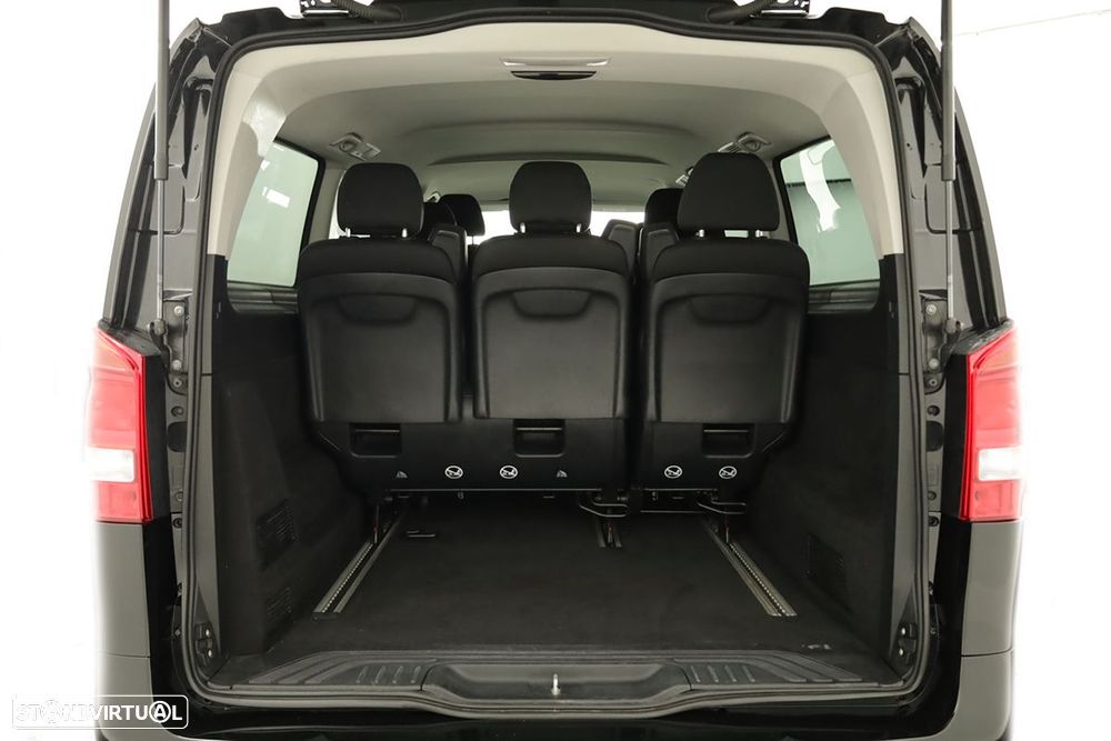 Mercedes-Benz Vito Tourer Longa Aut. SELECT - 21