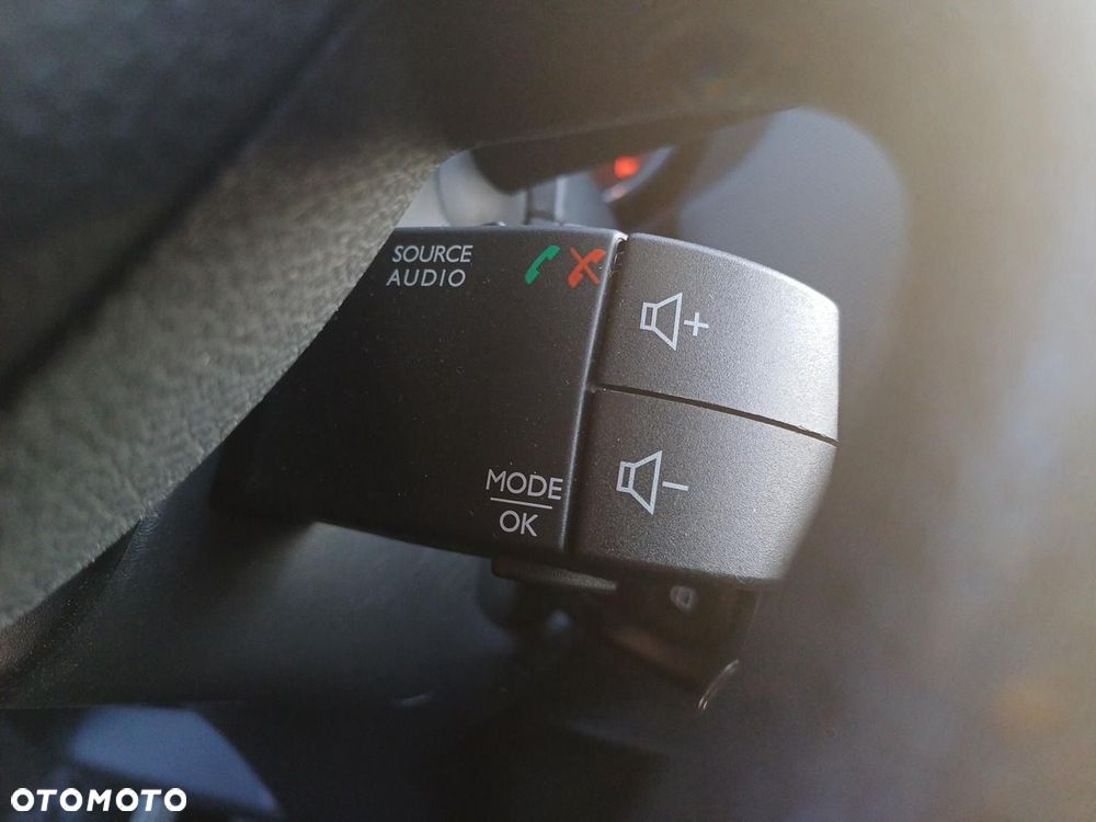 Dacia Duster 1.6 SCe S&S - 17