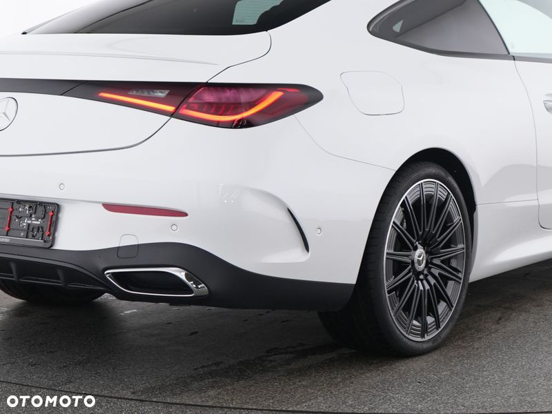 Mercedes-Benz CLE 300 4Matic 9G-TRONIC Edition AMG Line - 4