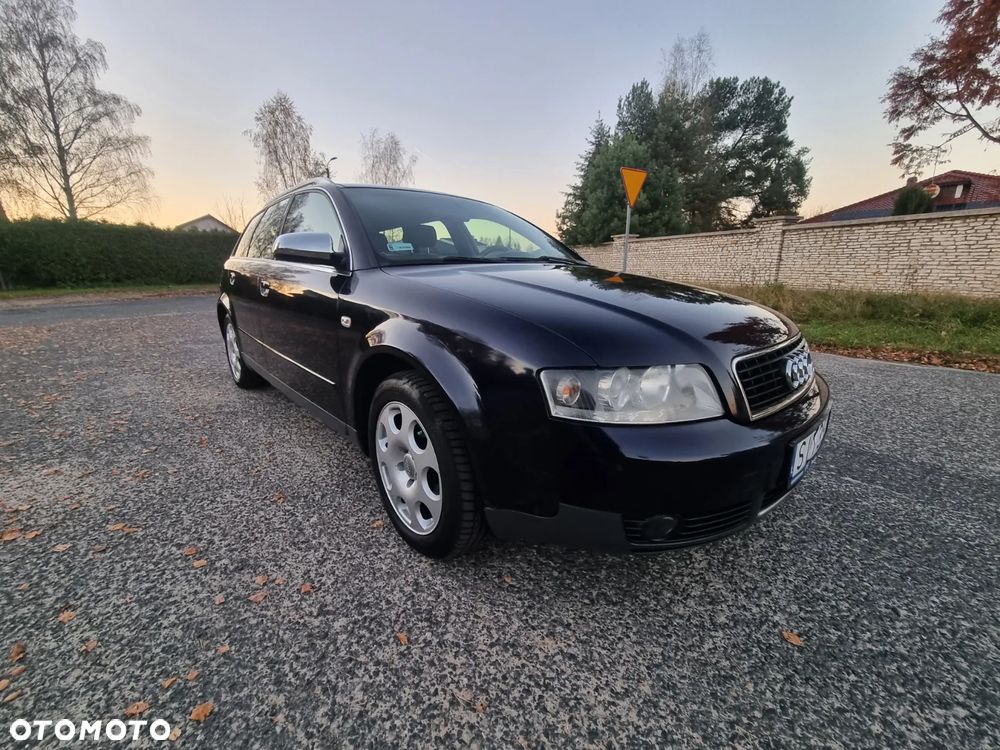 Audi A4 Avant - 4