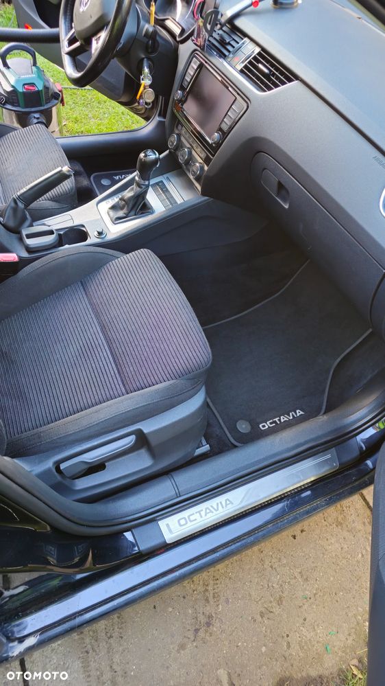 Skoda Octavia 2.0 TDI Ambition DSG - 15