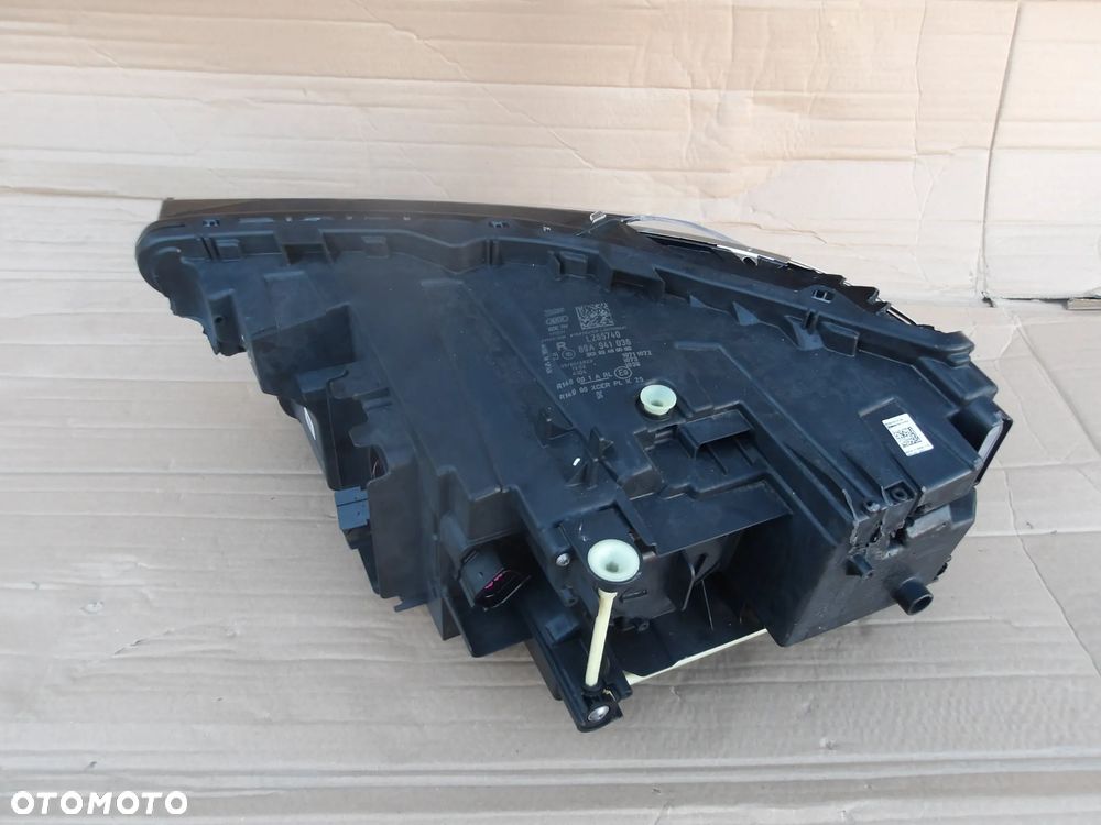 LAMPA PRAWY PRZOD FULL LED MATRIX AUDI Q4 E TRON 89A941036 - 9