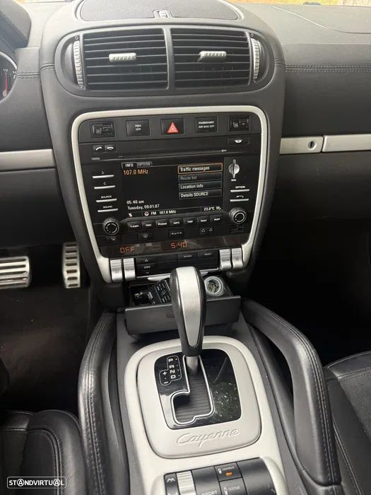 Porsche Cayenne GTS - 6