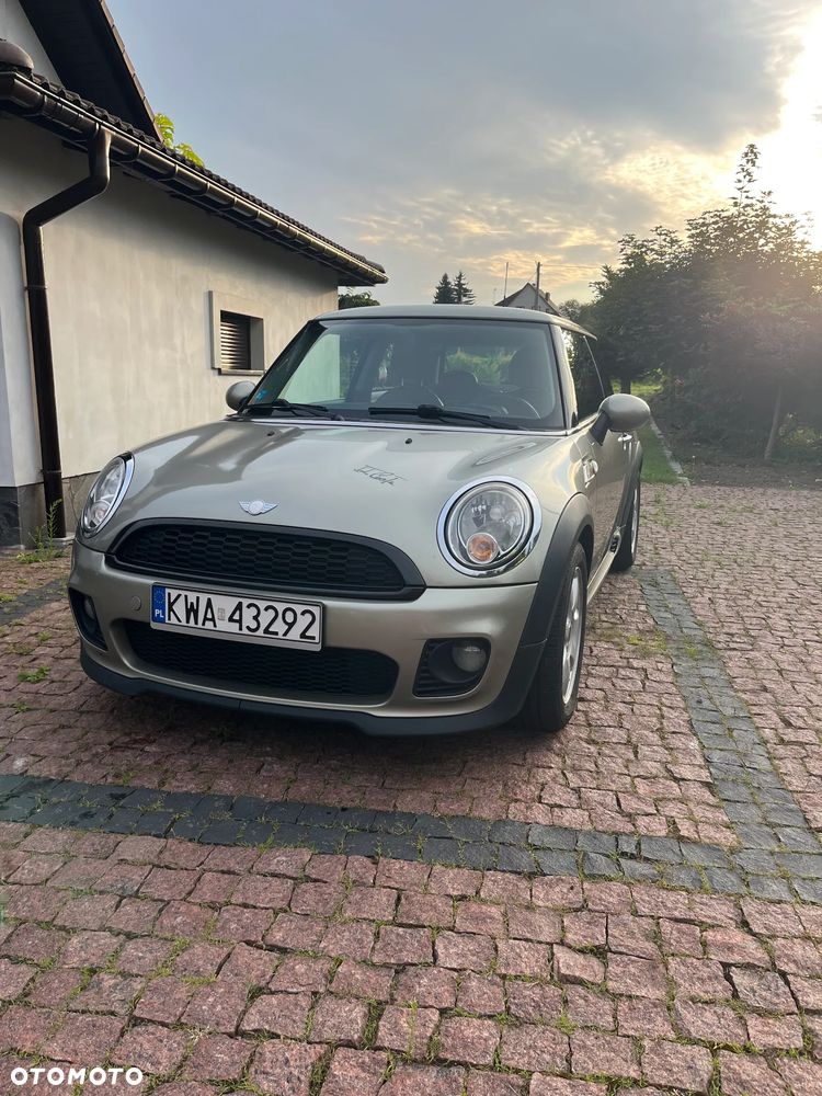 MINI Cooper - 1