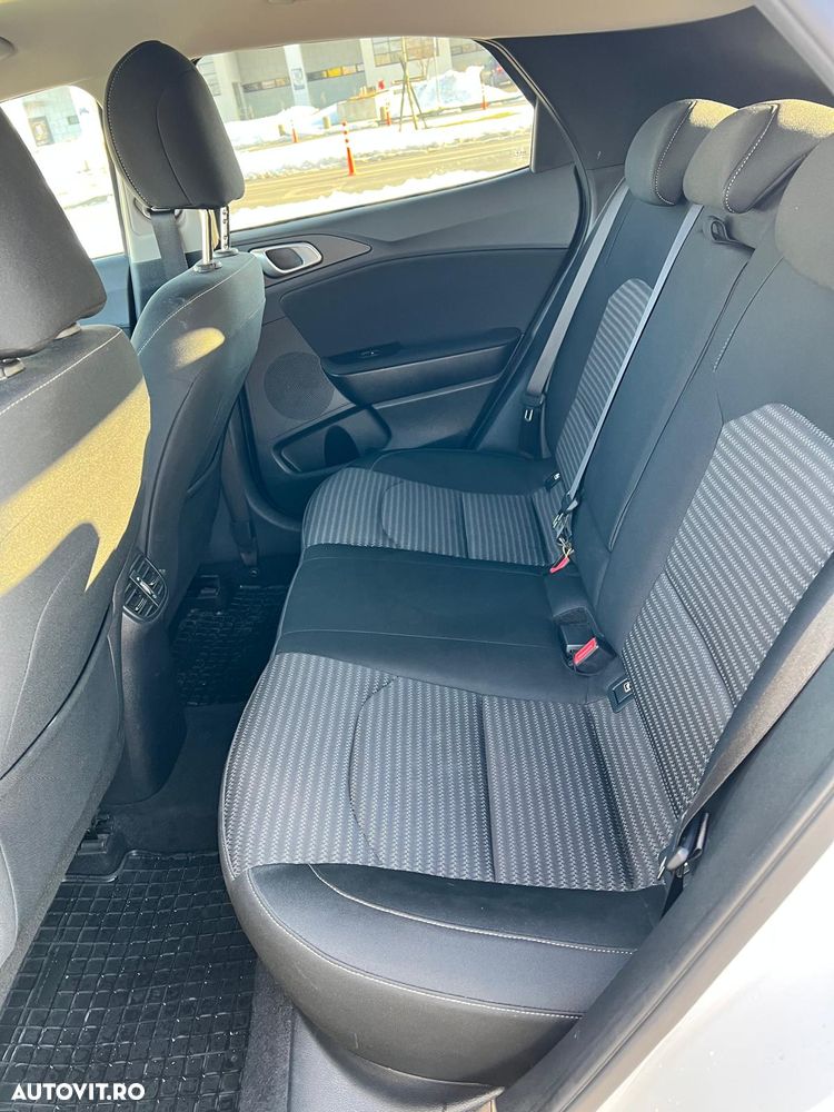 Kia XCeed 1.5 T-GDI 7DCT City+ - 14