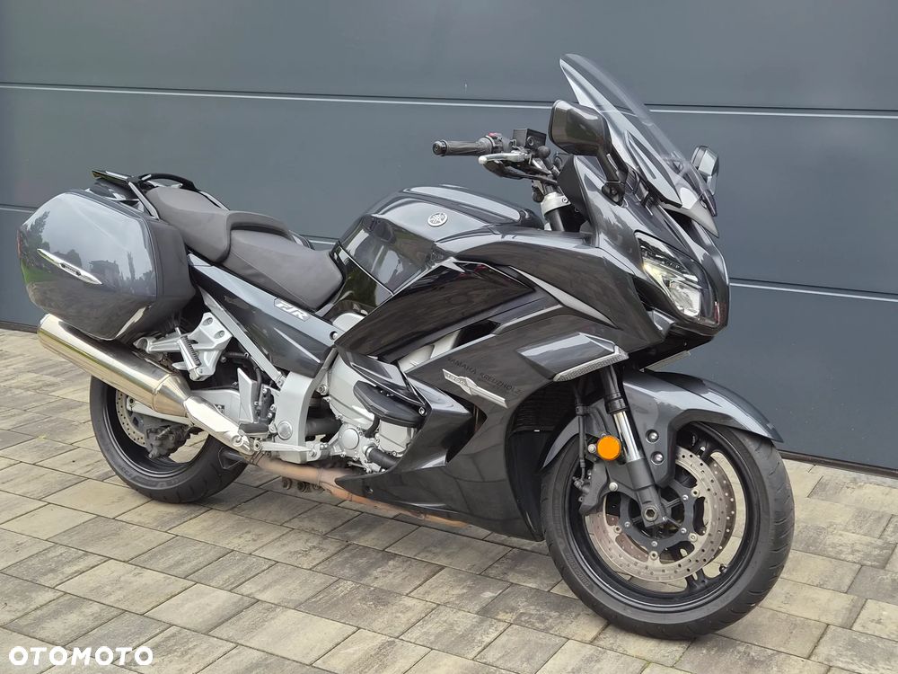 Yamaha FJR - 5