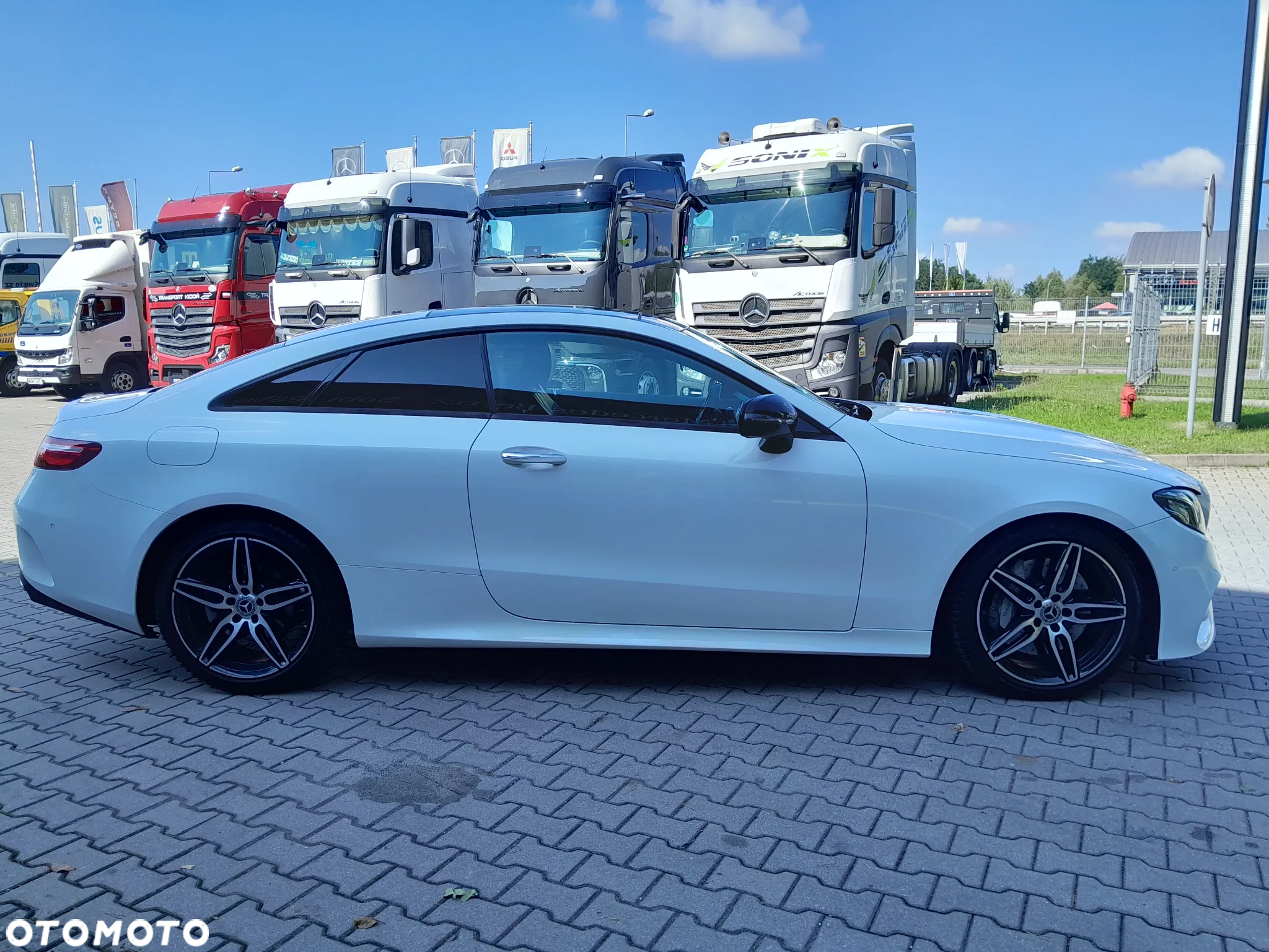 Mercedes-Benz Klasa E 300 Coupe 9G-TRONIC - 7