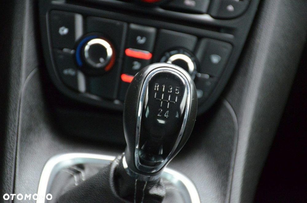 Opel Meriva - 32
