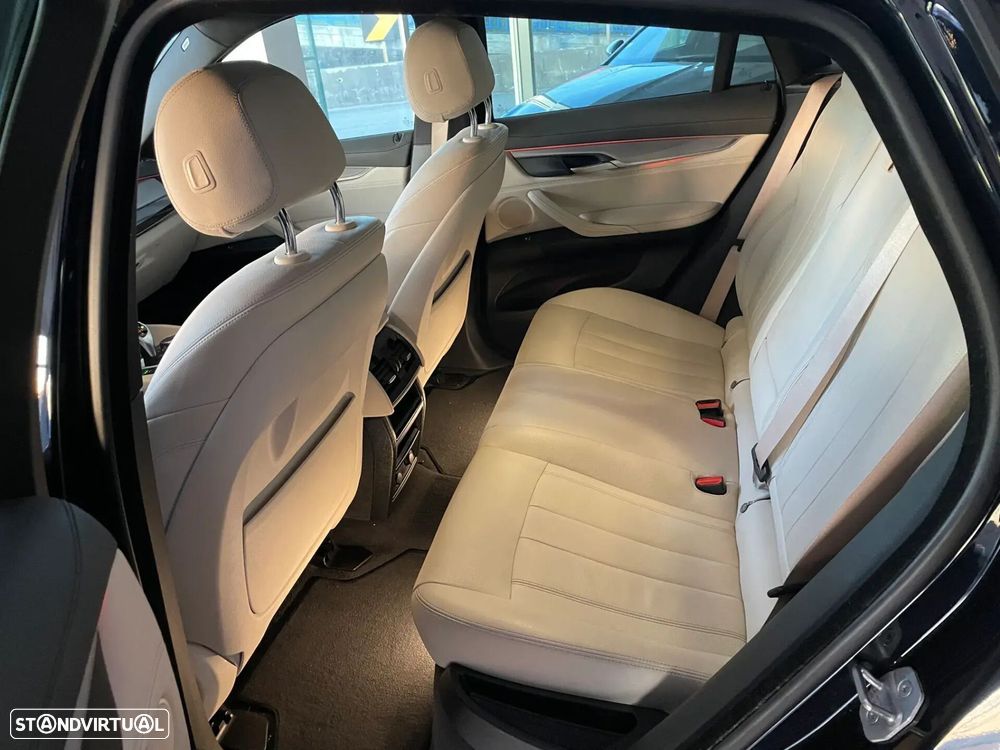 BMW X6 - 31