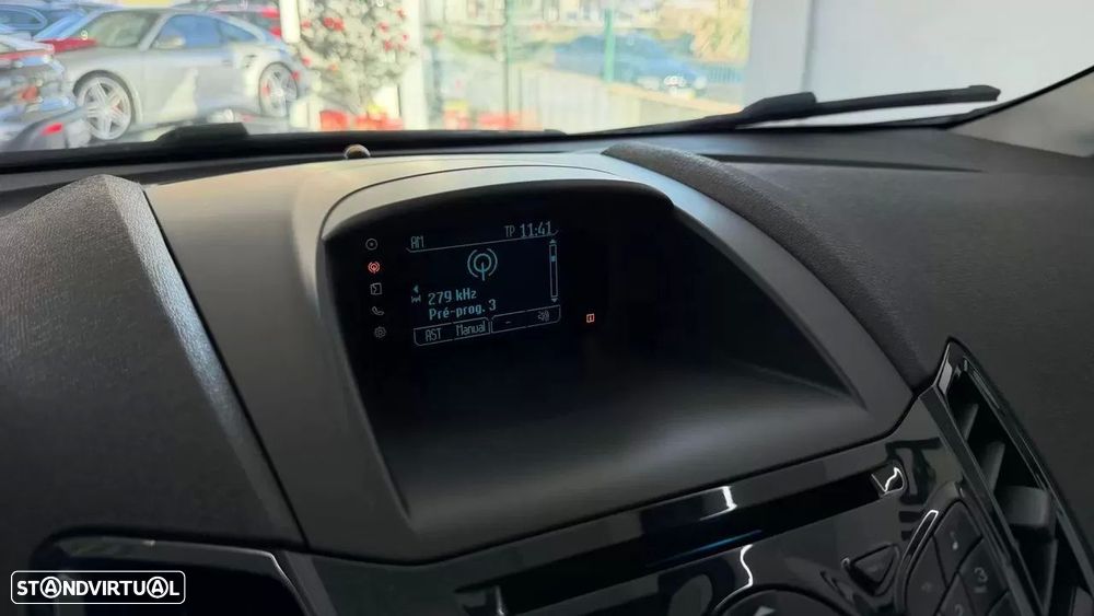 Ford Fiesta 1.0 T EcoBoost Titanium - 19