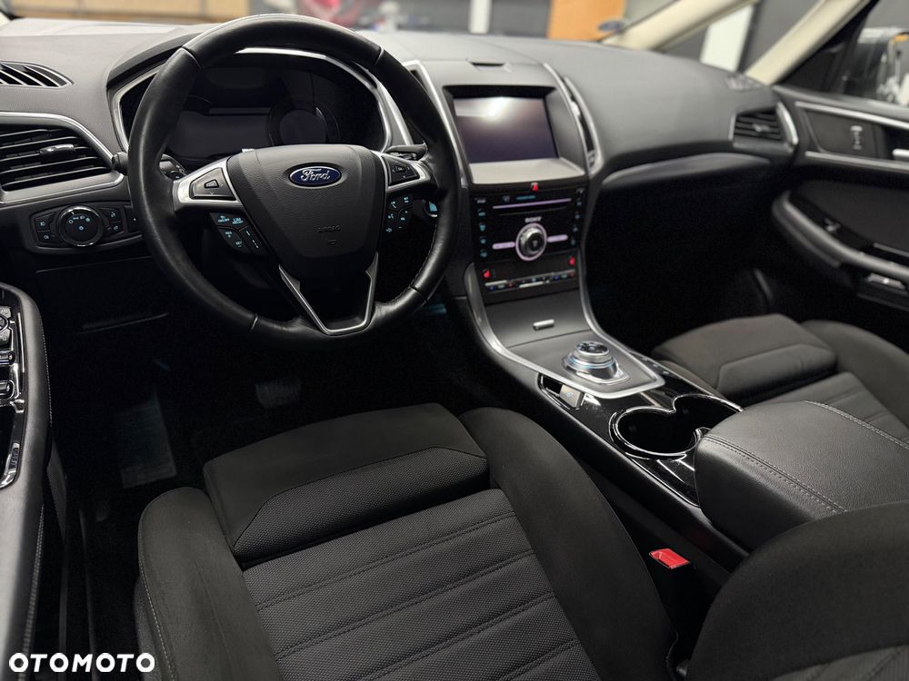 Ford S-Max 2.0 EcoBlue Titanium - 17