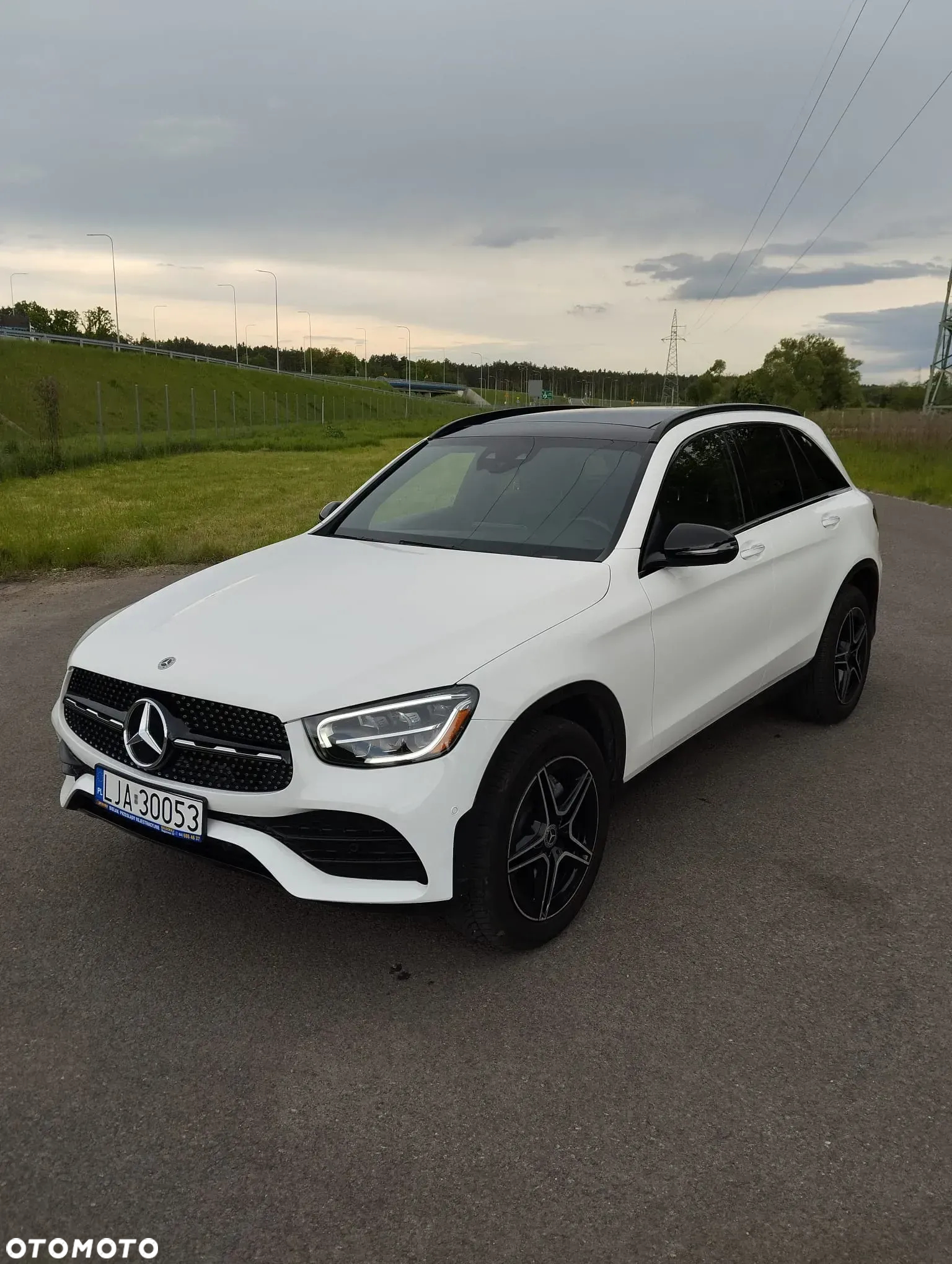 Mercedes-Benz GLC - 9