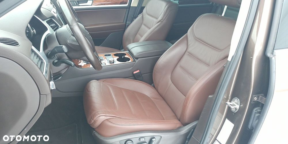 Volkswagen Touareg 3.0 V6 TDI BMT X-Edition - 36