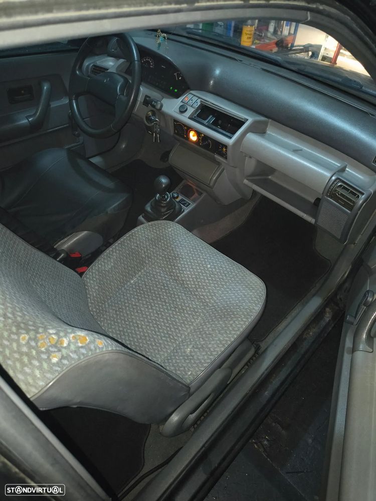 Renault Clio 1.1 RL - 7