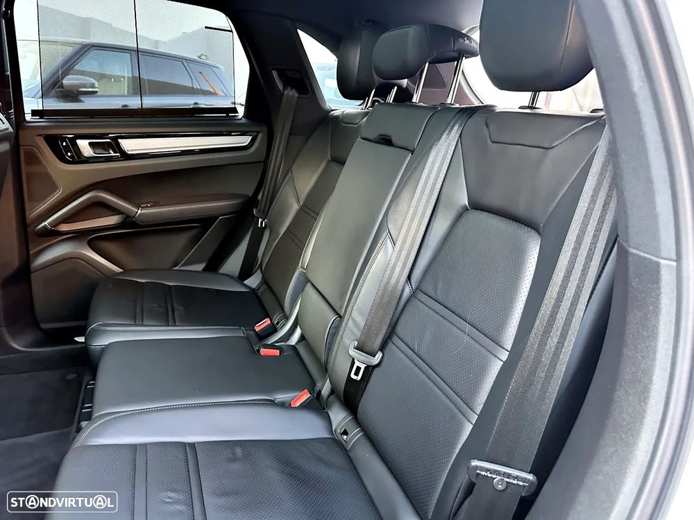 Porsche Cayenne E-Hybrid - 36