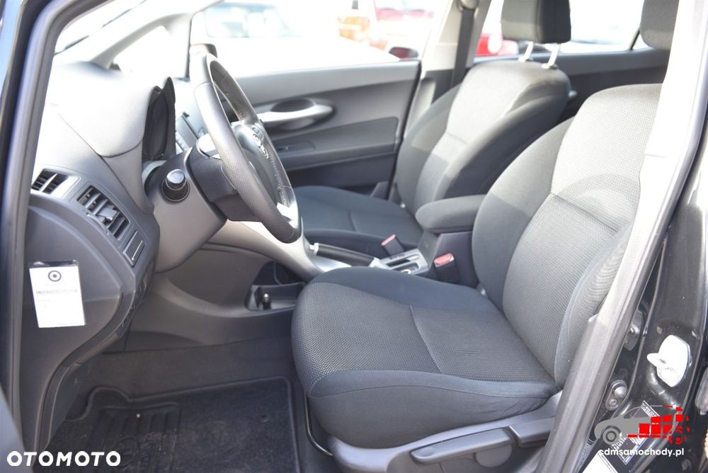 Toyota Auris - 15