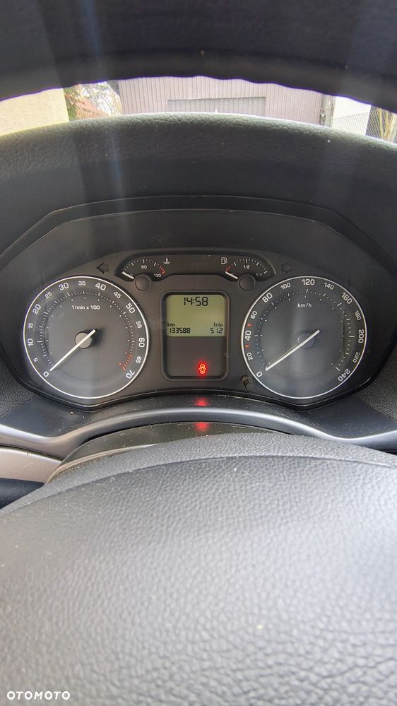 Skoda Octavia 1.6 Mint - 8