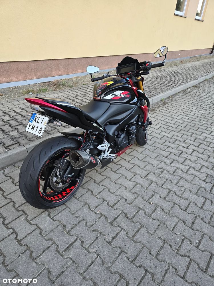Suzuki GSX 1000 - 11
