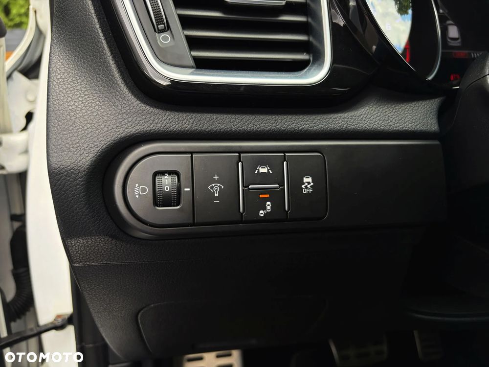 Kia Ceed 1.6 T-GDI DCT7 OPF GT - 30