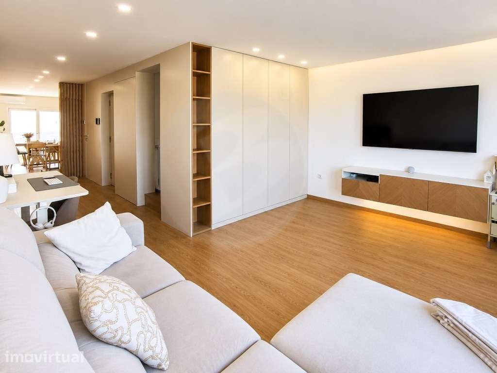 T2 Duplex com Terraço em 1ª Linha de Mar em Vila do Conde - Grande imagem: 4/25
