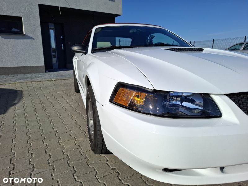 Ford Mustang 4.0 V6 - 11