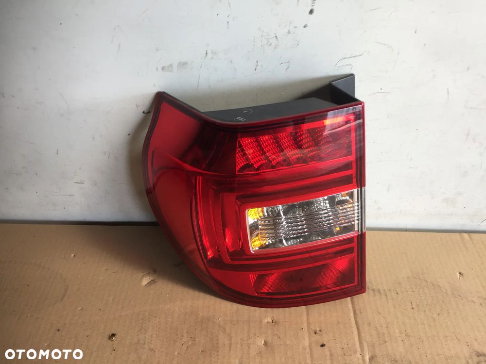 SKODA YETI 17R LAMPA LEWA TYŁ 5LD945095 - 1