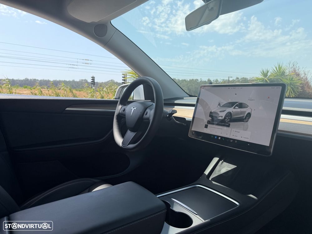 Tesla Model Y Tração Traseira - 29