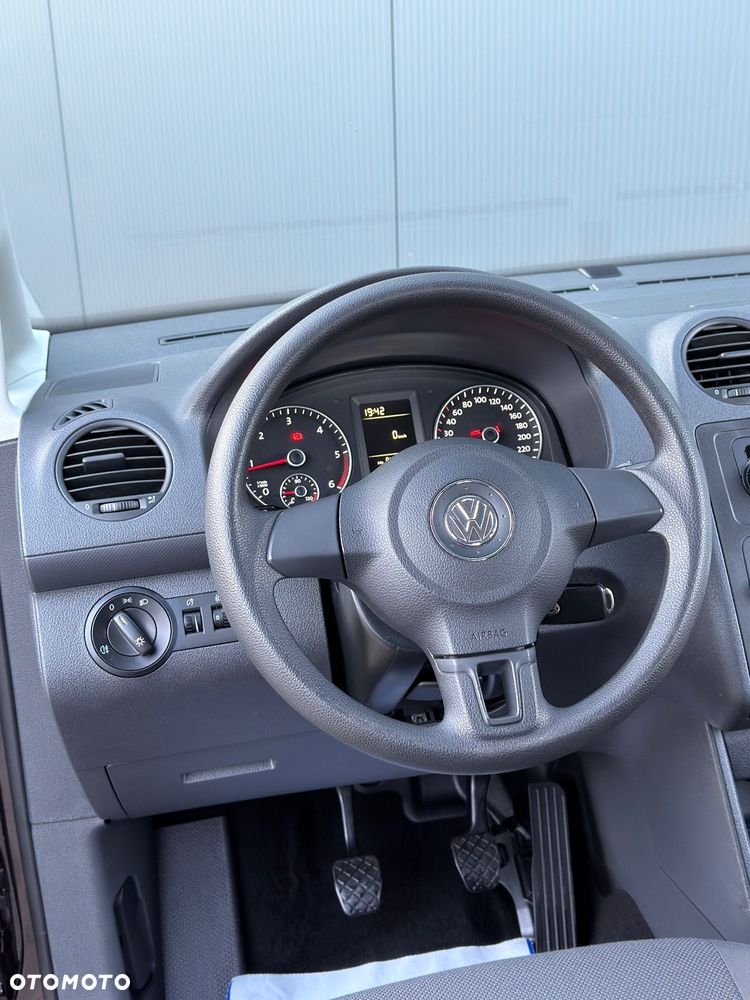 Volkswagen Caddy - 10