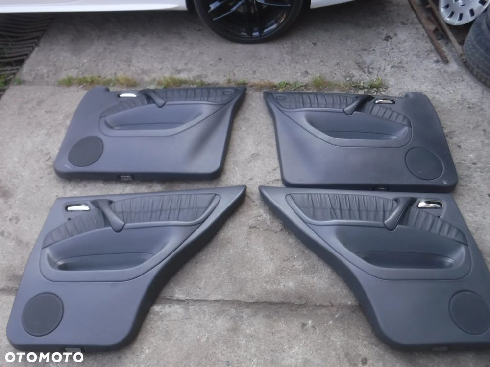 Mercedes Ml W163 boczki tapicerki drzwi przod tyl lewa prawa skorzane skory kpl  EUROPA - 1