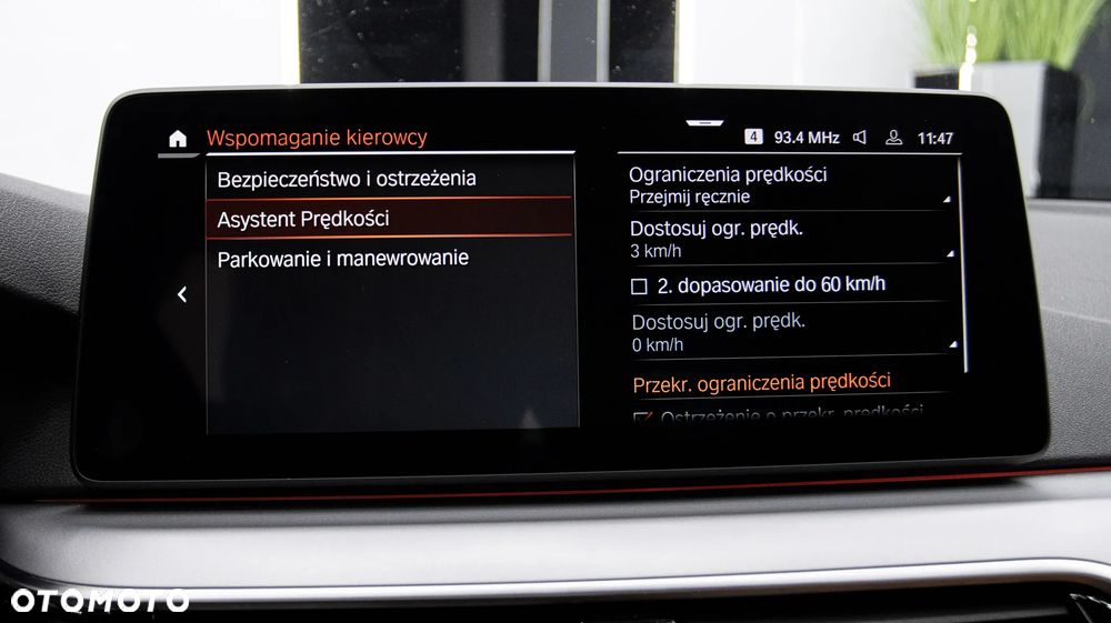 BMW Seria 5 520d xDrive - 31