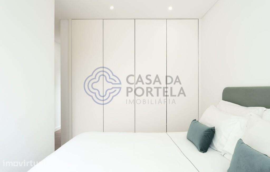 Prédio com 7 frações no Porto | 1.975.000 € | 7,1% sobre capital inici - Grande imagem: 4/22