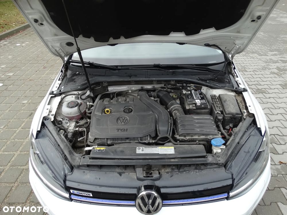 Volkswagen Golf 1.5 TSI BlueMotion ACT Comfortline - 39