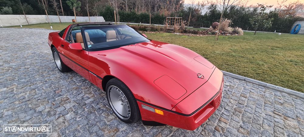 Chevrolet Corvette - 5