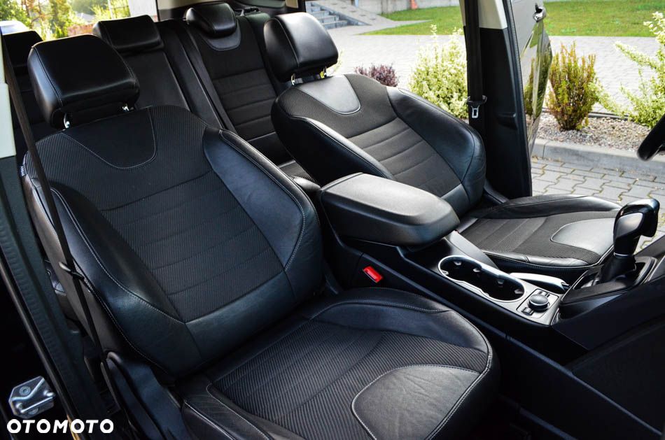 Ford Kuga 2.0 TDCi 4WD Titanium - 39