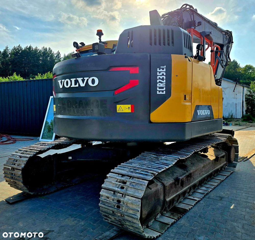 Volvo ECR235EL