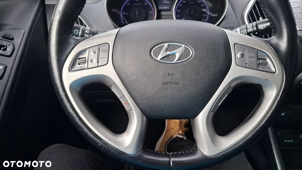 Hyundai ix35 2.0 CRDi 4WD Automatik Finale Gold - 20