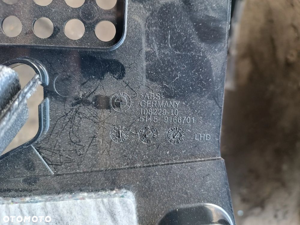 Dolna osłona deski rozdzielczej BMW 5 F10 F11 2013 9166701 - 3