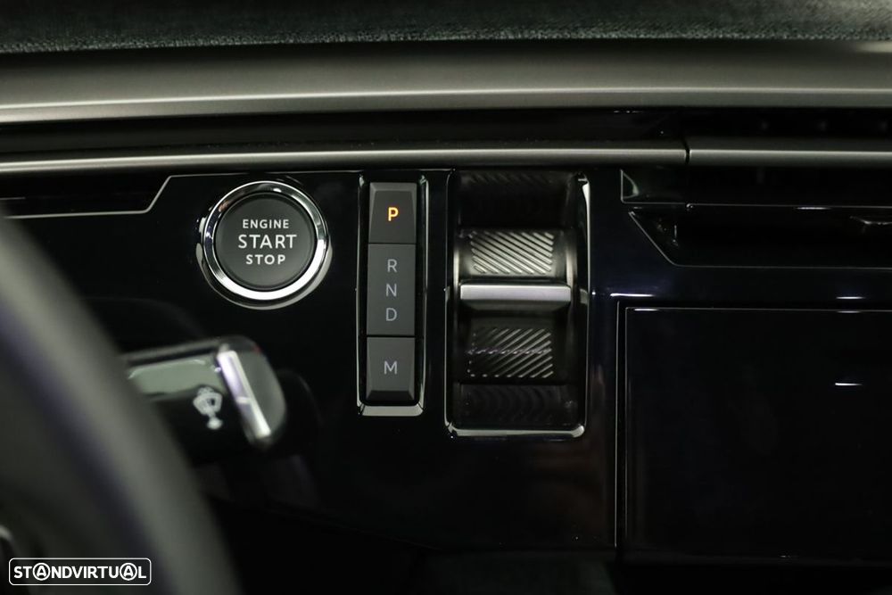 Peugeot 3008 1.2 Hybrid Allure e-DCS6 - 12