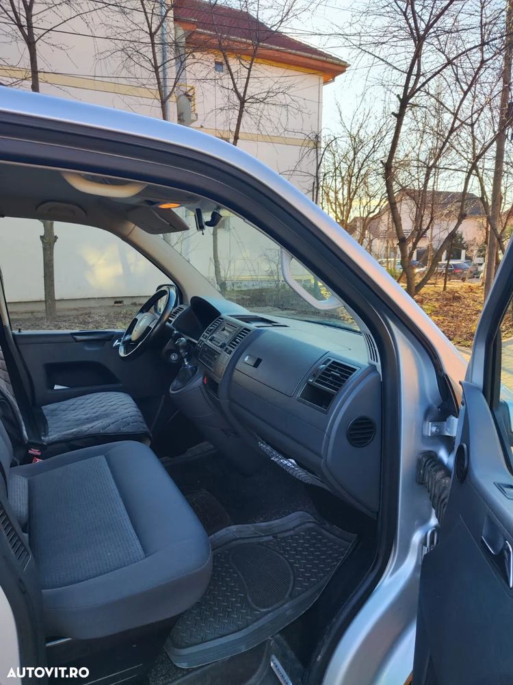 Volkswagen Caravelle - 6