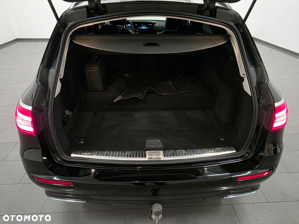 Mercedes-Benz Klasa E 300 de 4-Matic Exclusive - 40