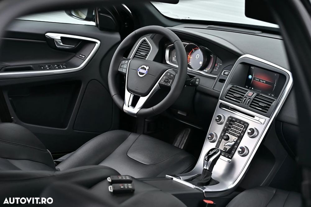 Volvo XC 60 D4 Geartronic Summum - 8