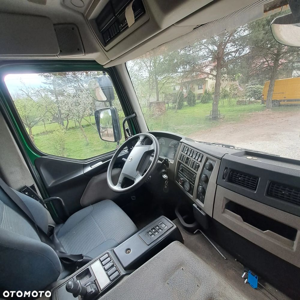 Volvo FE 300 - 7