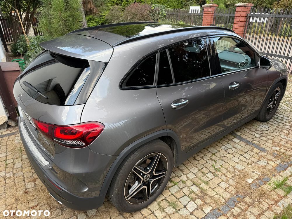 Mercedes-Benz GLA - 6