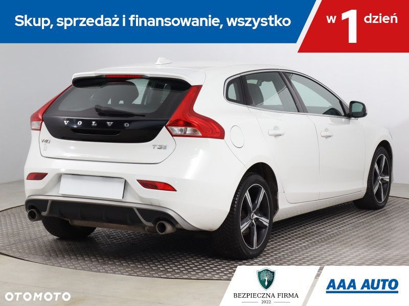 Volvo V40 - 6