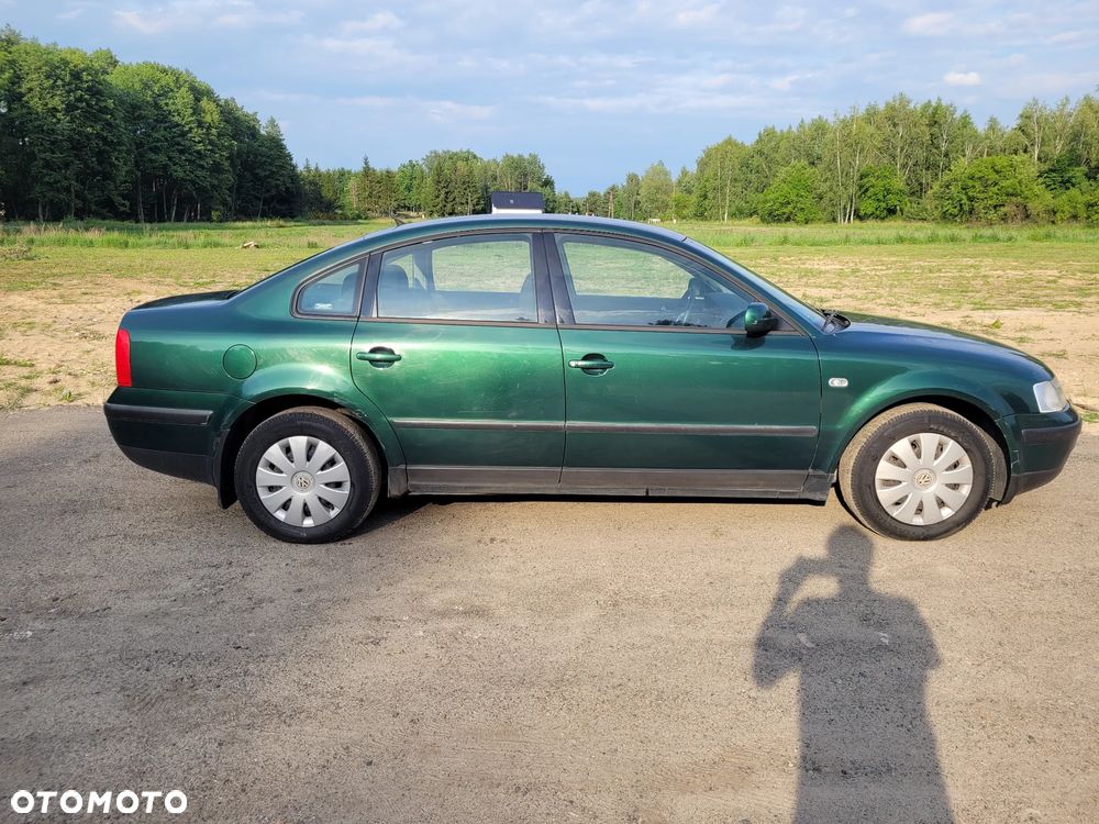 Volkswagen Passat 1.6 Comfortline - 7