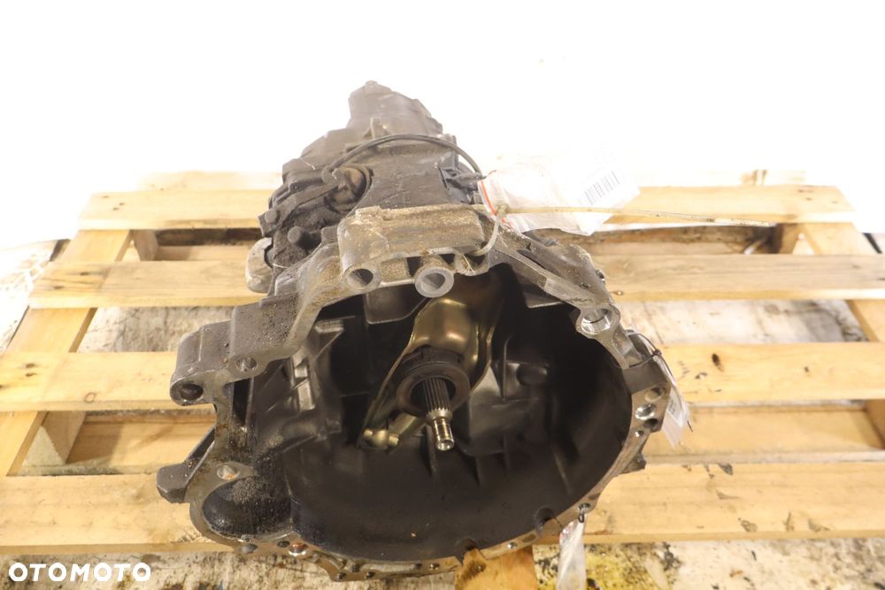 SKRZYNIA BIEGÓW 5 BIEGOWA AUDI A4 B7 1.8T HFD - 5