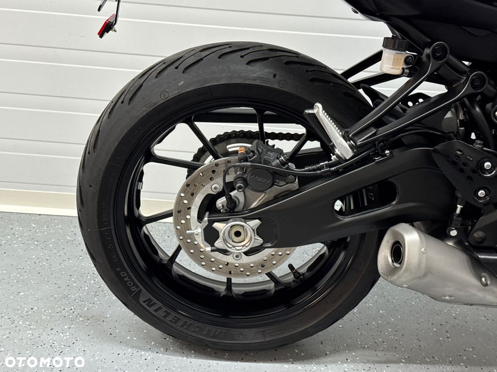 Yamaha MT - 11