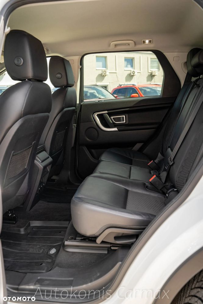 Land Rover Discovery Sport - 23