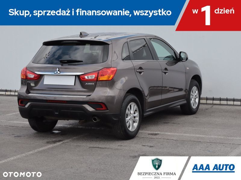 Mitsubishi ASX - 7