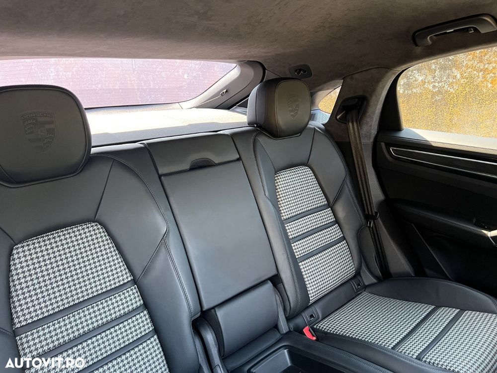 Porsche Cayenne Coupe S - 15